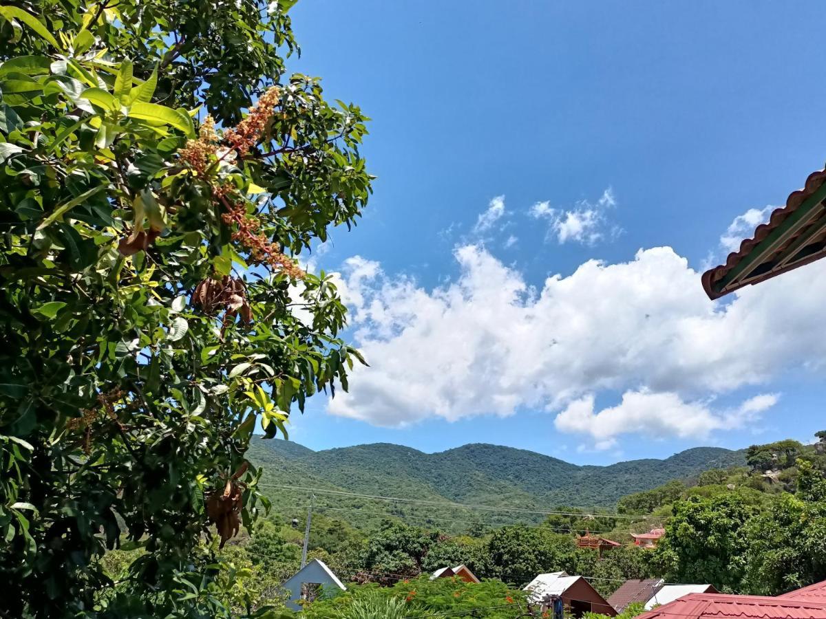 Hotel Khach San Mong An Vinh Hy Exteriér fotografie