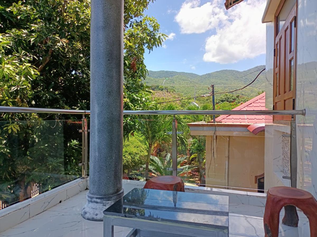 Hotel Khach San Mong An Vinh Hy Exteriér fotografie