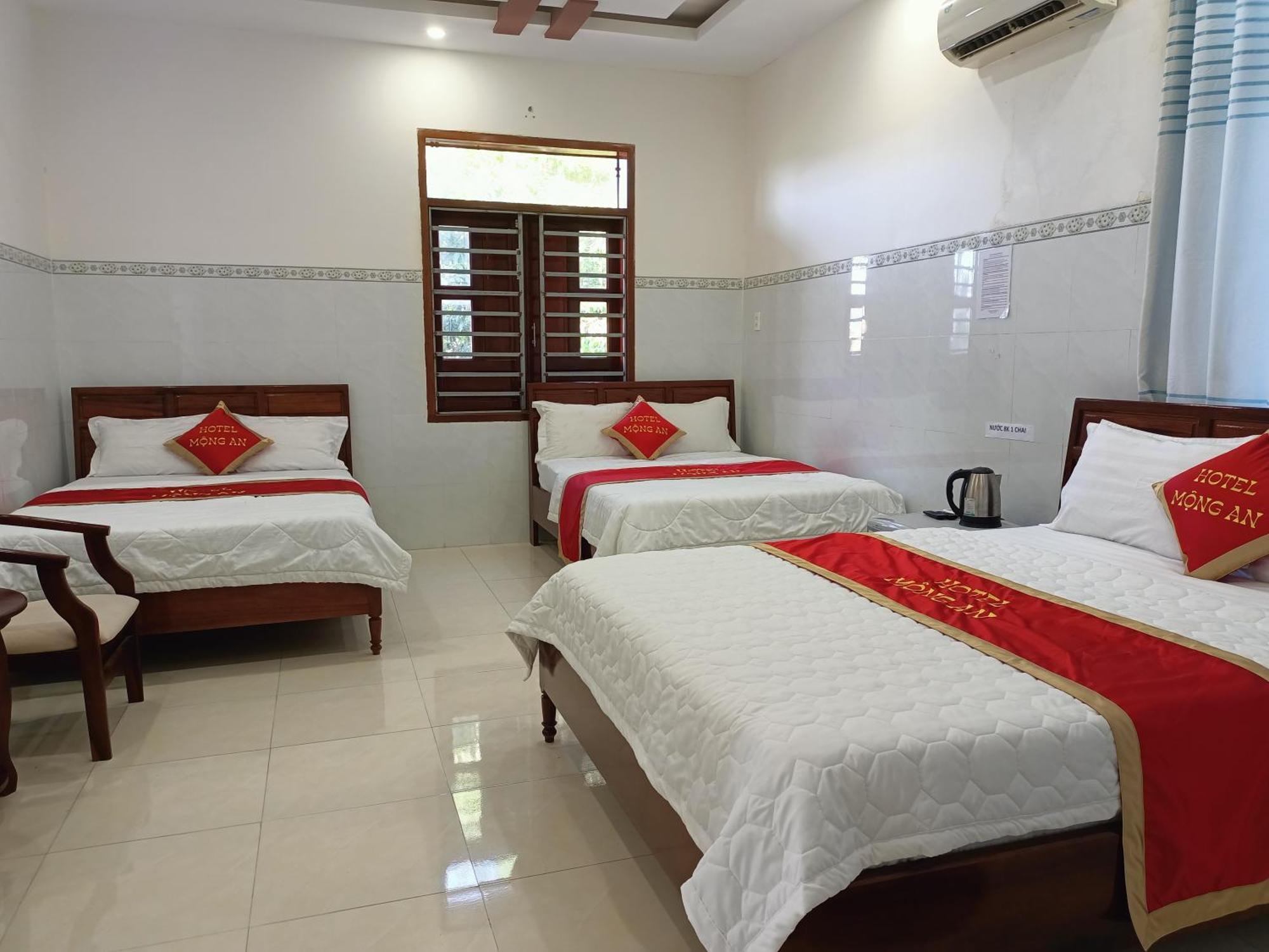 Hotel Khach San Mong An Vinh Hy Exteriér fotografie