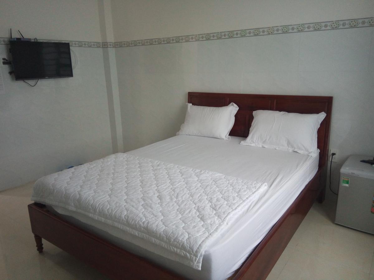 Hotel Khach San Mong An Vinh Hy Exteriér fotografie
