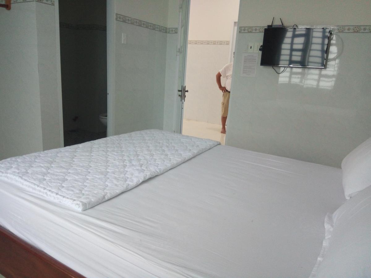 Hotel Khach San Mong An Vinh Hy Exteriér fotografie