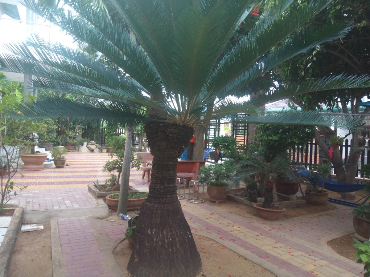 Hotel Khach San Mong An Vinh Hy Exteriér fotografie