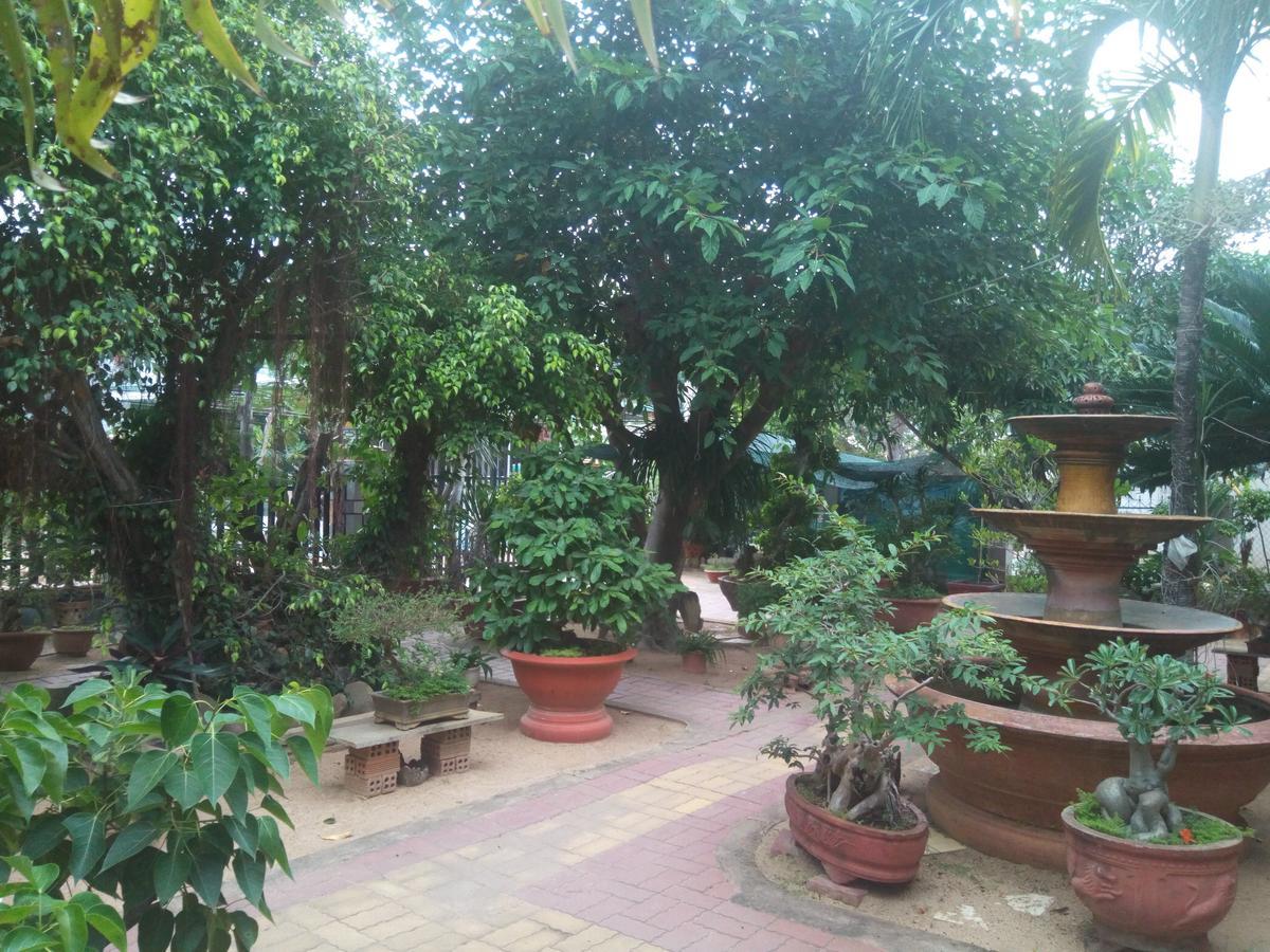 Hotel Khach San Mong An Vinh Hy Exteriér fotografie